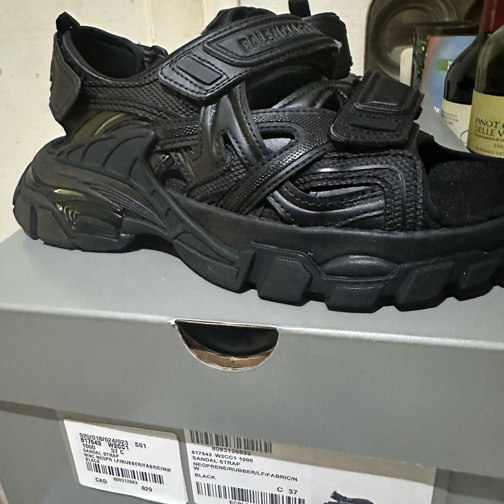 SOLD AUTHENTIC Balenciaga Chunky Sandals SOLD